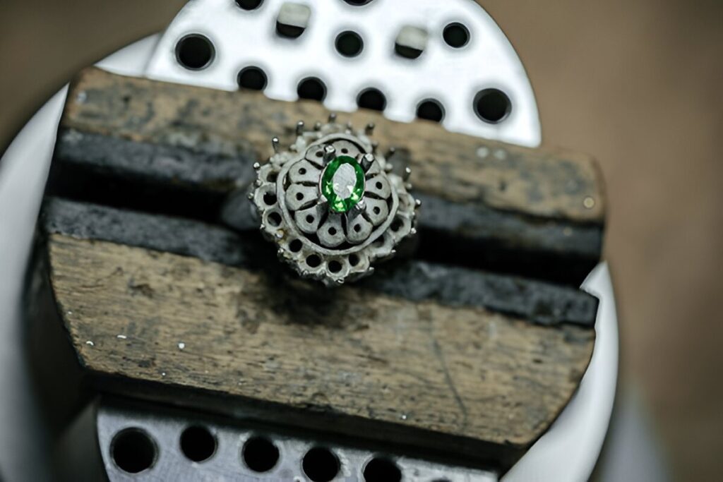 Craft jewelery making with professional tools
